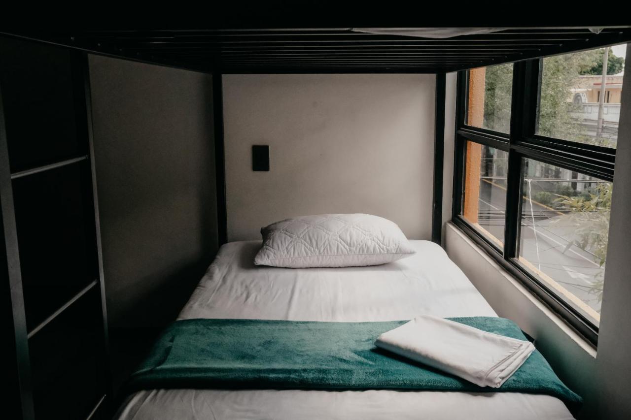 Hostal Hidalgo *