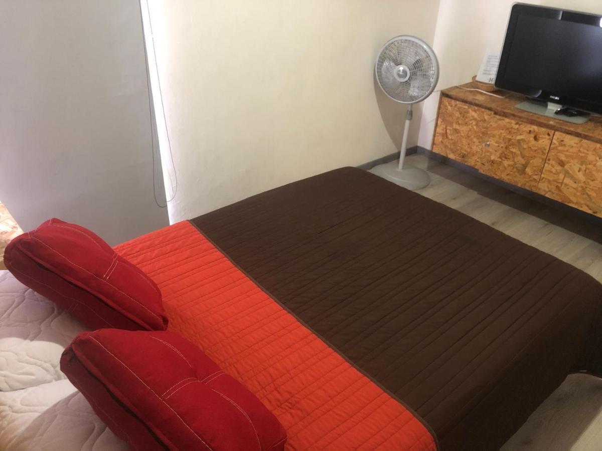 Hostal Hidalgo *